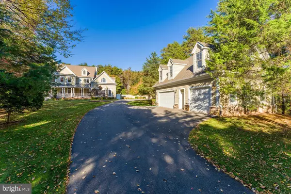 Great Falls, VA 22066,615 KENTLAND DR