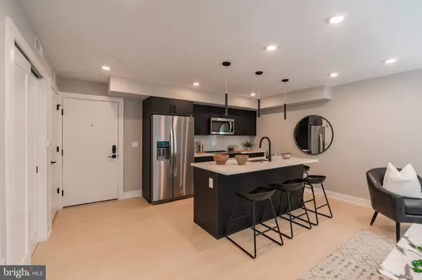 Philadelphia, PA 19128,6604 RIDGE AVE #403