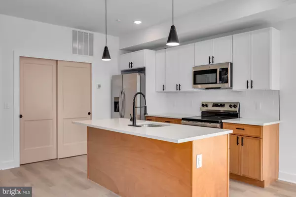 Philadelphia, PA 19104,716 N SHEDWICK ST #3