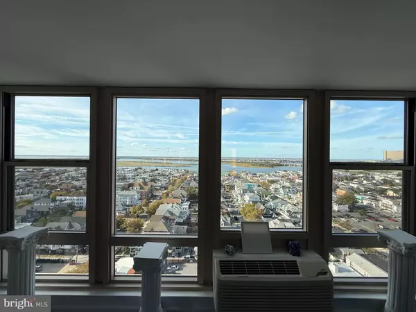 Atlantic City, NJ 08401,2834 ATLANTIC #PENTHOUSE #4