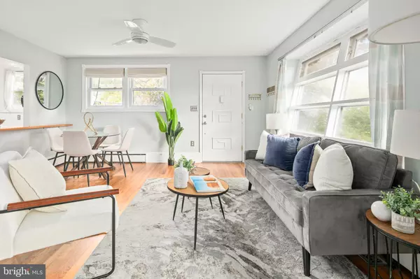 Falls Church, VA 22041,6381 LAKEWOOD DR