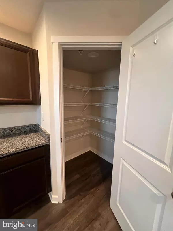 Martinsburg, WV 25403,92 CARNES WAY
