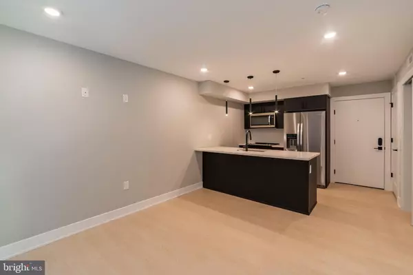 Philadelphia, PA 19128,6604 RIDGE AVE #210