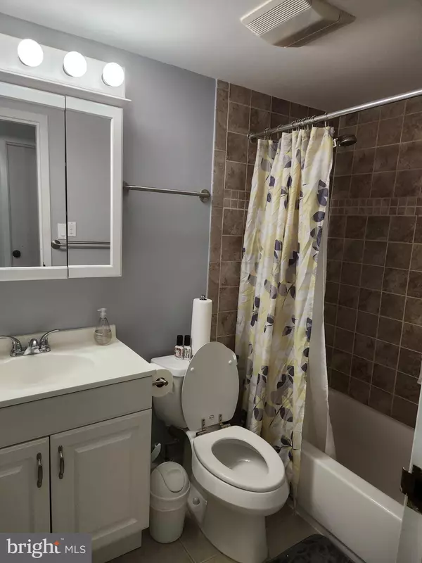 Philadelphia, PA 19129,4000 GYPSY LN #231B2
