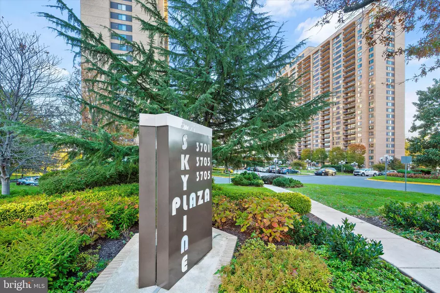 3705 S GEORGE MASON DR #2308S, Falls Church, VA 22041