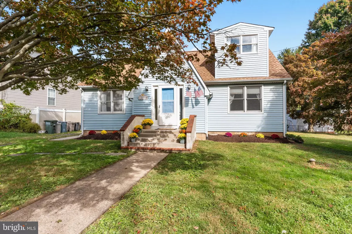 Feasterville Trevose, PA 19053,1226 NESHAMINY AVE