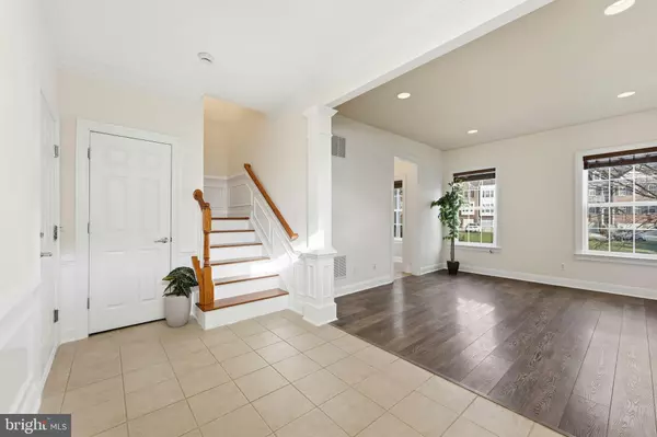 Chantilly, VA 20152,25480 SCHOOLEY MILL TER