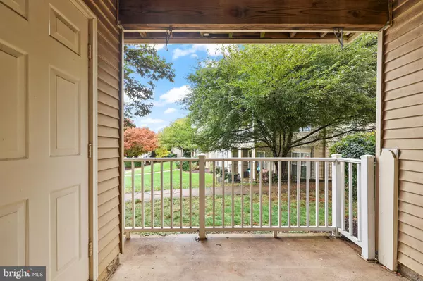 Woodbridge, VA 22191,1037 GARDENVIEW LOOP #101