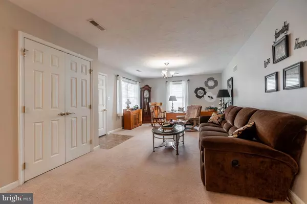 Spring Grove, PA 17362,1302 VILLAGE DR