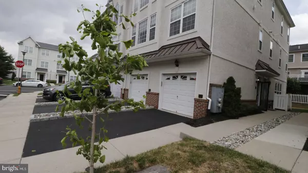 Philadelphia, PA 19145,3207 DAVINCI DR