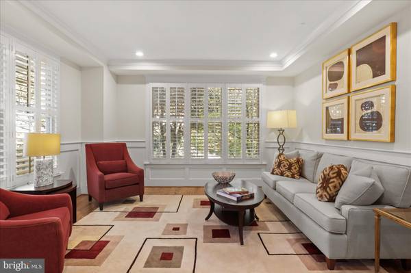 Arlington, VA 22207,3601 27TH ST N