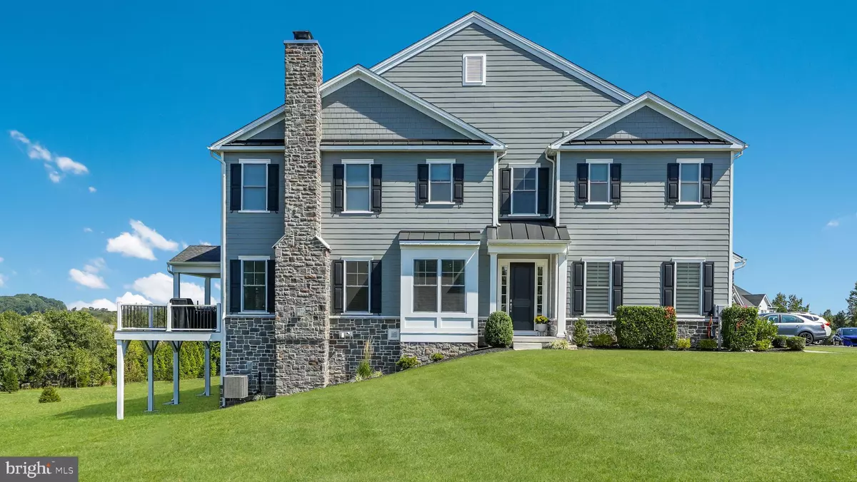 Doylestown, PA 18901,1 ELIZABETH LN