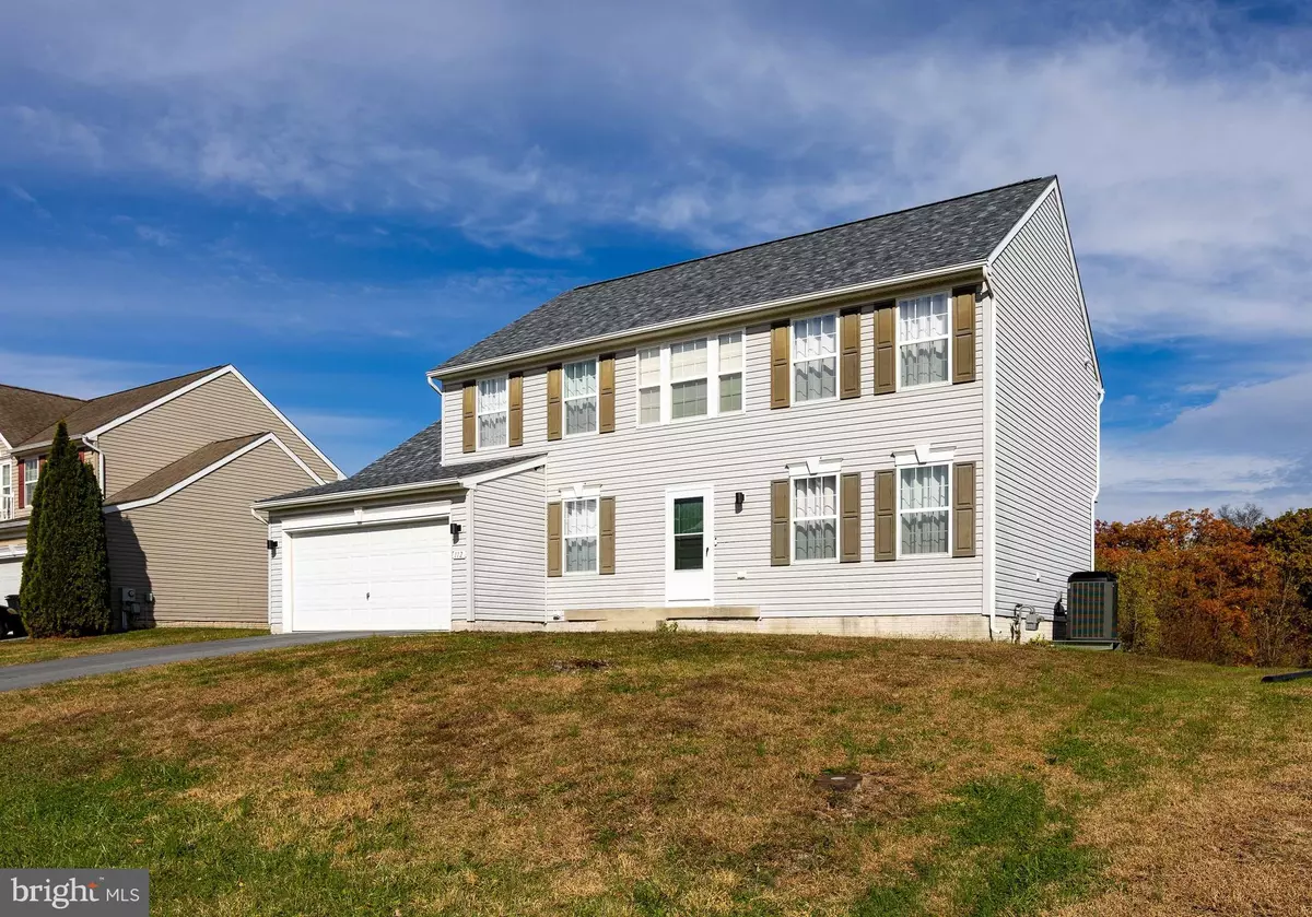 Martinsburg, WV 25401,112 EQUINOX WAY W