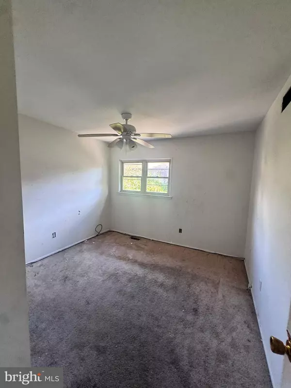 Sicklerville, NJ 08081,111 PRESIDENTIAL DR