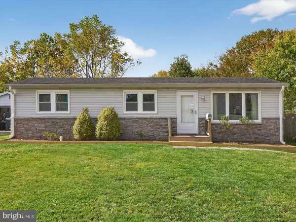 1059 HENN AVE, Ephrata, PA 17522