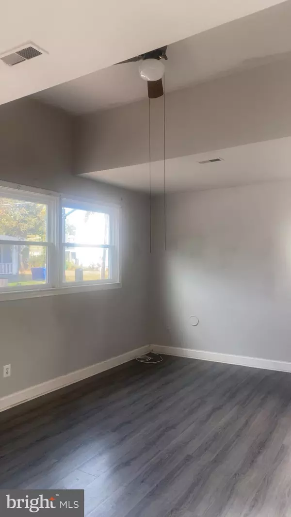 Delanco, NJ 08075,307 BURLINGTON AVE