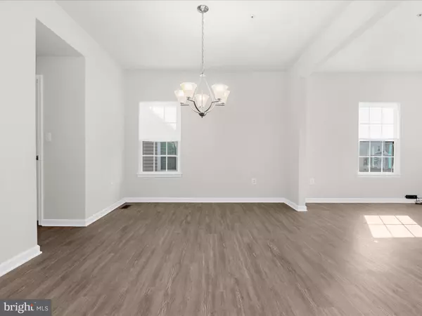 Bowie, MD 20720,4210 MANOR FIELD DR