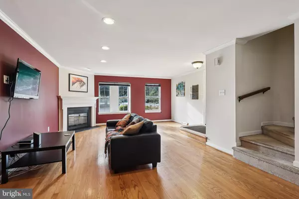 West Chester, PA 19382,737 BRADFORD TER #252