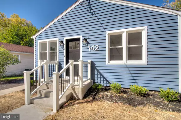 Penns Grove, NJ 08069,142 N DOLBOW AVE