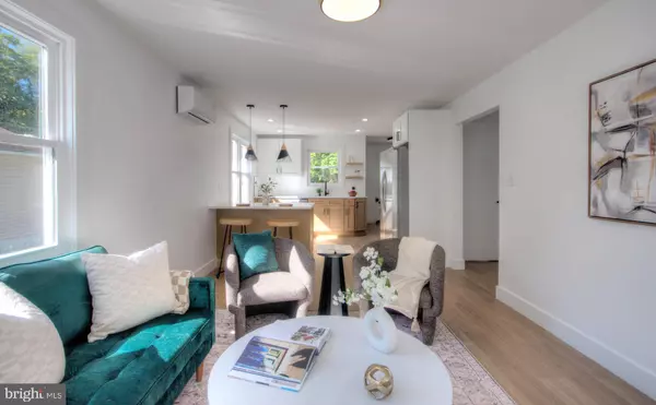 Penns Grove, NJ 08069,142 N DOLBOW AVE