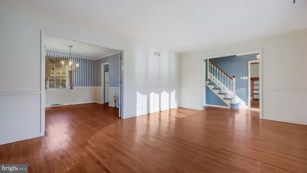 Warminster, PA 18974,1139 DAYTON DR