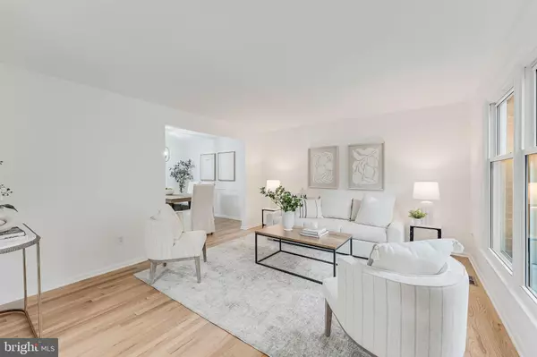 Herndon, VA 20170,1508 HIDDENBROOK DR