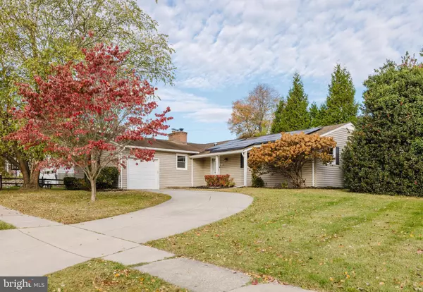 114 COUNTRY LN, Lutherville Timonium, MD 21093