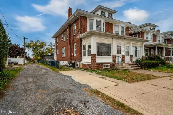 Reading, PA 19605,2308 HOFFER AVE