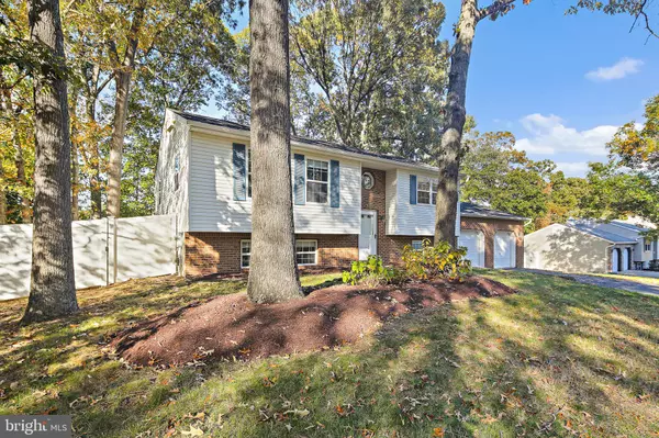 Pasadena, MD 21122,910 FAWN AVE