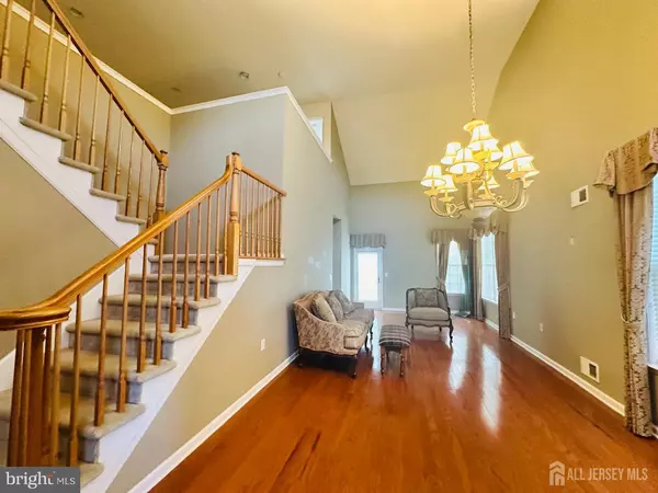 Somerset, NJ 08873,1 SILCOX PL