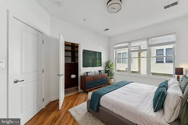 Hyattsville, MD 20781,4410 LONGFELLOW ST