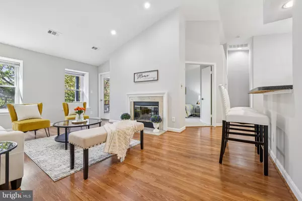 Silver Spring, MD 20904,13700 MODRAD WAY #8-A-33