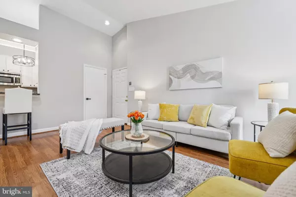 Silver Spring, MD 20904,13700 MODRAD WAY #8-A-33