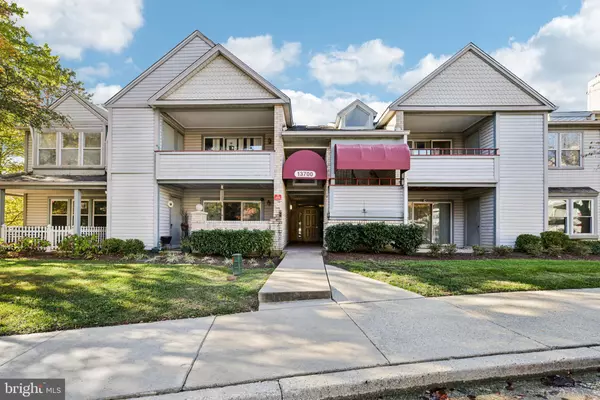 Silver Spring, MD 20904,13700 MODRAD WAY #8-A-33