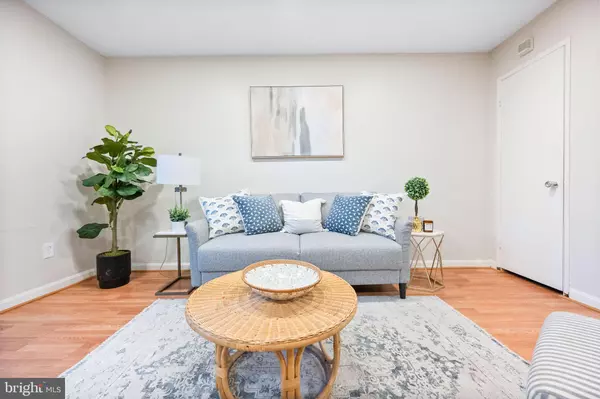 Reston, VA 20191,2340 SOUTHGATE SQ