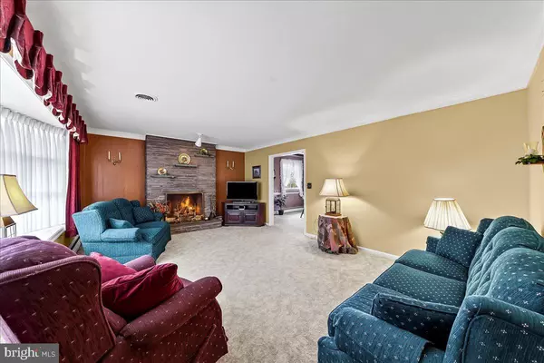 Phoenixville, PA 19460,146 HILLTOP RD