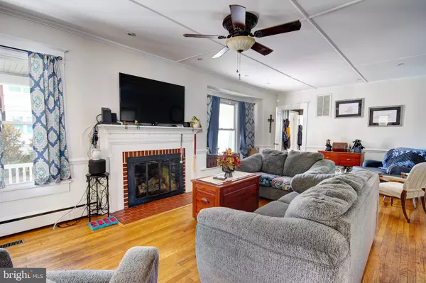 Salisbury, MD 21801,404 PENNSYLVANIA AVE