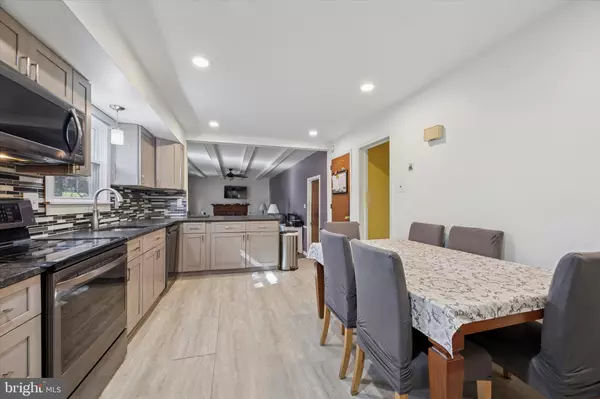 Wilmington, DE 19810,6 BIRCH LN