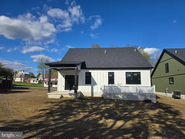 Harpers Ferry, WV 25425,1035 PUTNAM ST