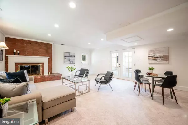 Falls Church, VA 22044,6329 NICHOLSON ST