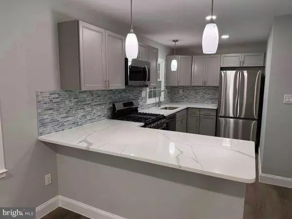 Waldorf, MD 20602,5 REDCAR CT