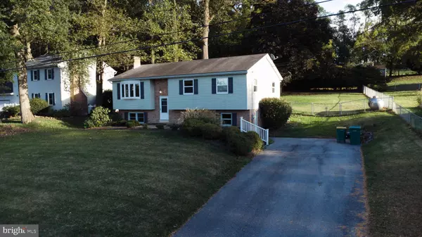 Hummelstown, PA 17036,1382 FOX GLENN DR