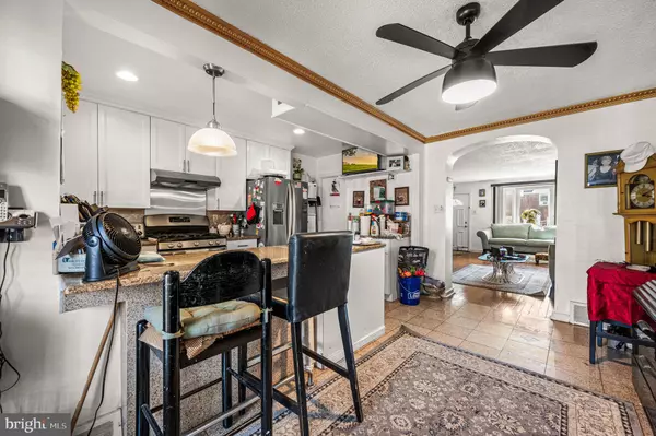 Philadelphia, PA 19150,8433 PROVIDENT ST