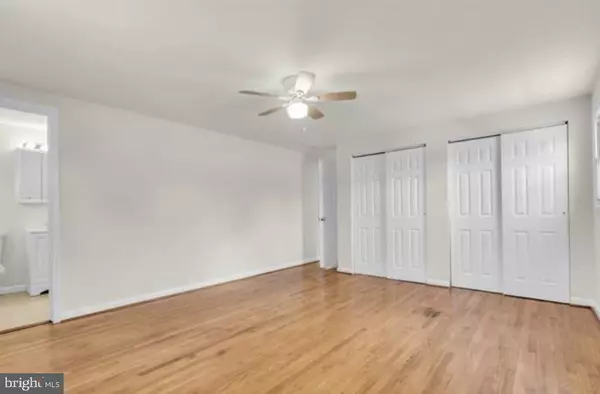 Cherry Hill, NJ 08003,414 LAVENDER HILL DR