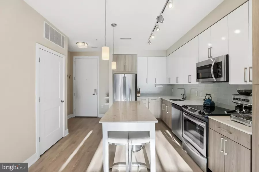 145 RIVERHAVEN DR #245, Oxon Hill, MD 20745