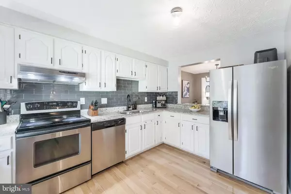 Falls Church, VA 22042,2903 BRIDGEHAMPTON CT