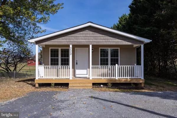 Luray, VA 22835,223 FAIRVIEW RD