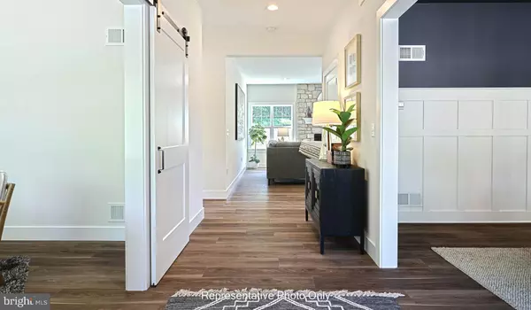 Harrisburg, PA 17112,1002 EDORMA CT