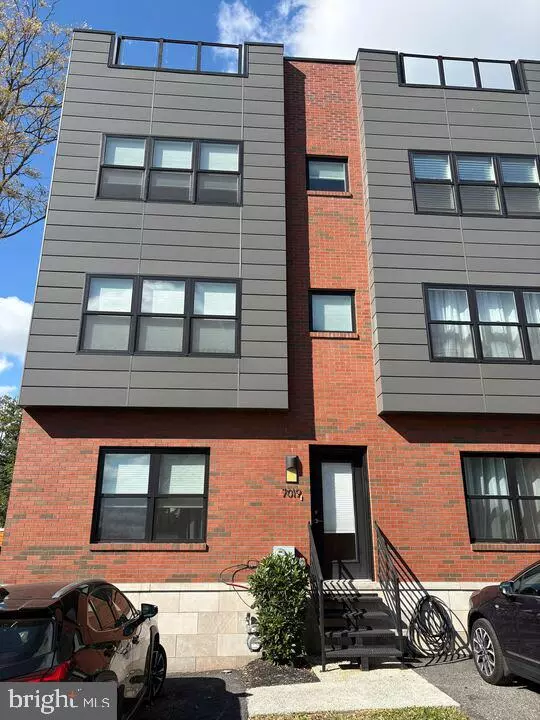 7019 PIPERS GLEN WAY, Philadelphia, PA 19119