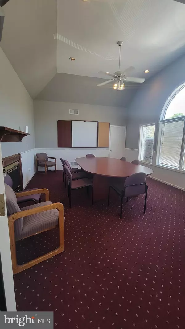 Fairless Hills, PA 19030,120 TRENTON RD